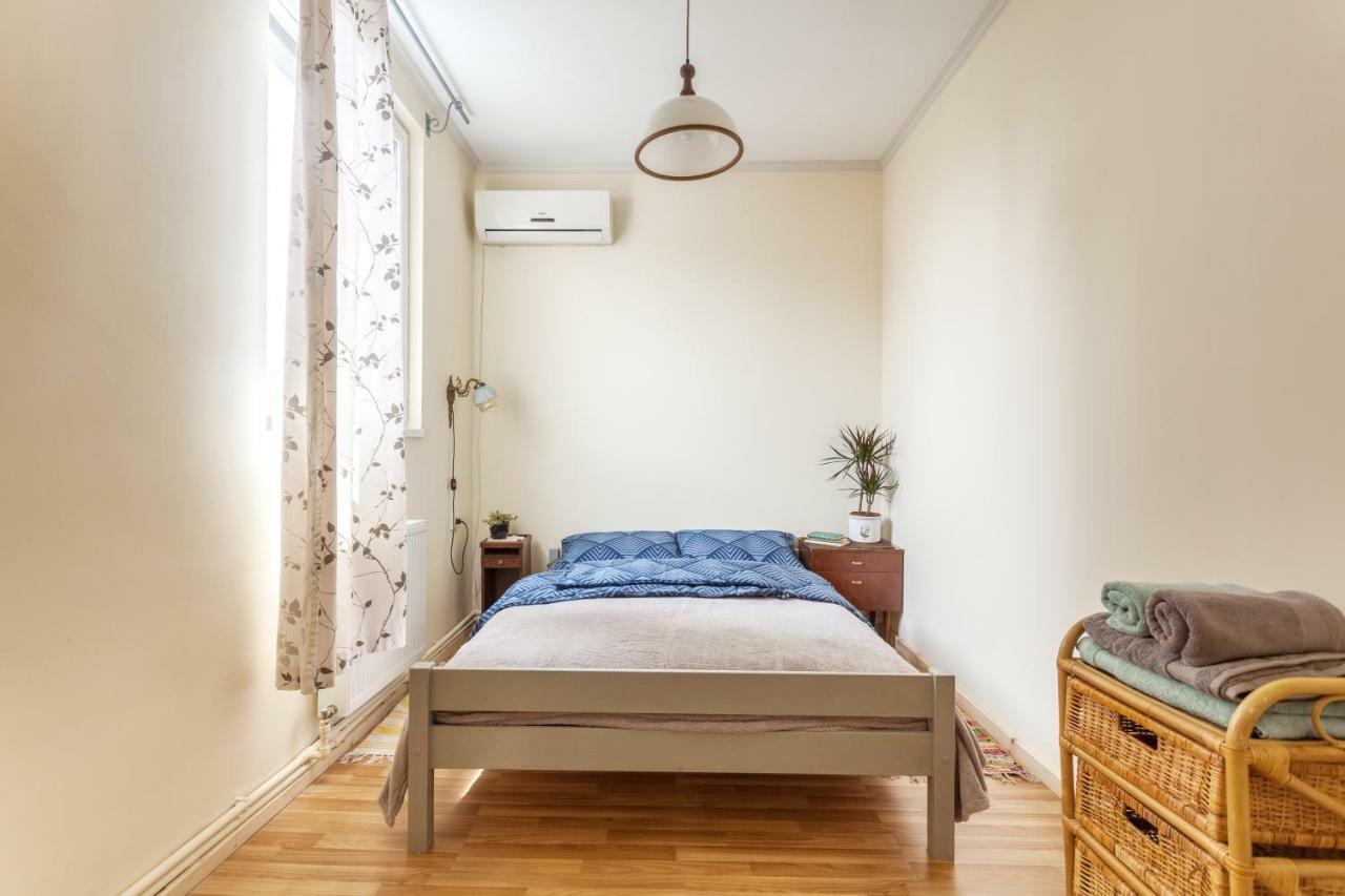Vagabond B&B Тбилиси Екстериор снимка