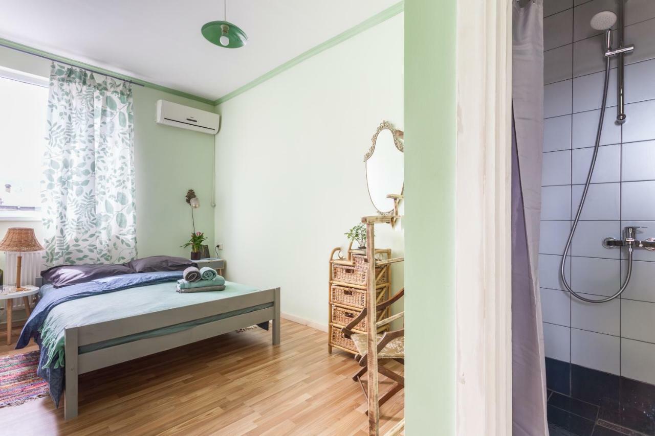 Vagabond B&B Тбилиси Екстериор снимка